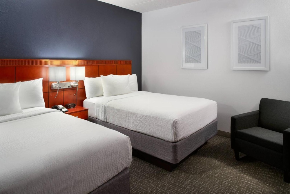 Courtyard by Marriott Raleigh Midtown